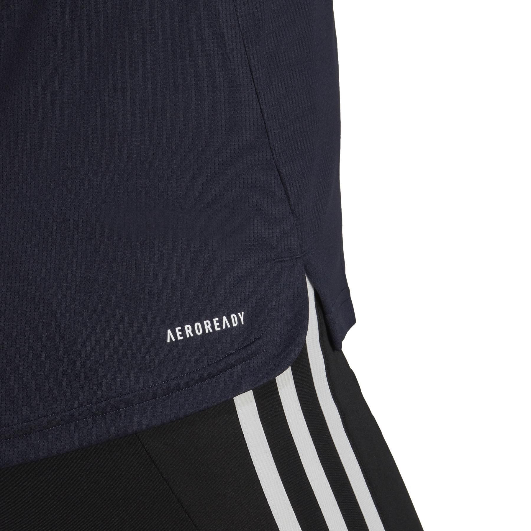 product/h/d/hd9377_8_apparel_on model_detail view 2_white.jpg